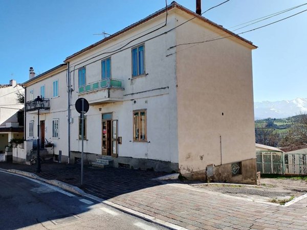 pentavano in vendita ad Alanno