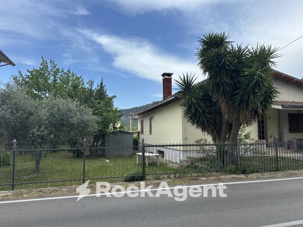 casa indipendente in vendita ad Alanno