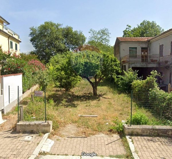 terreno edificabile in vendita ad Alanno