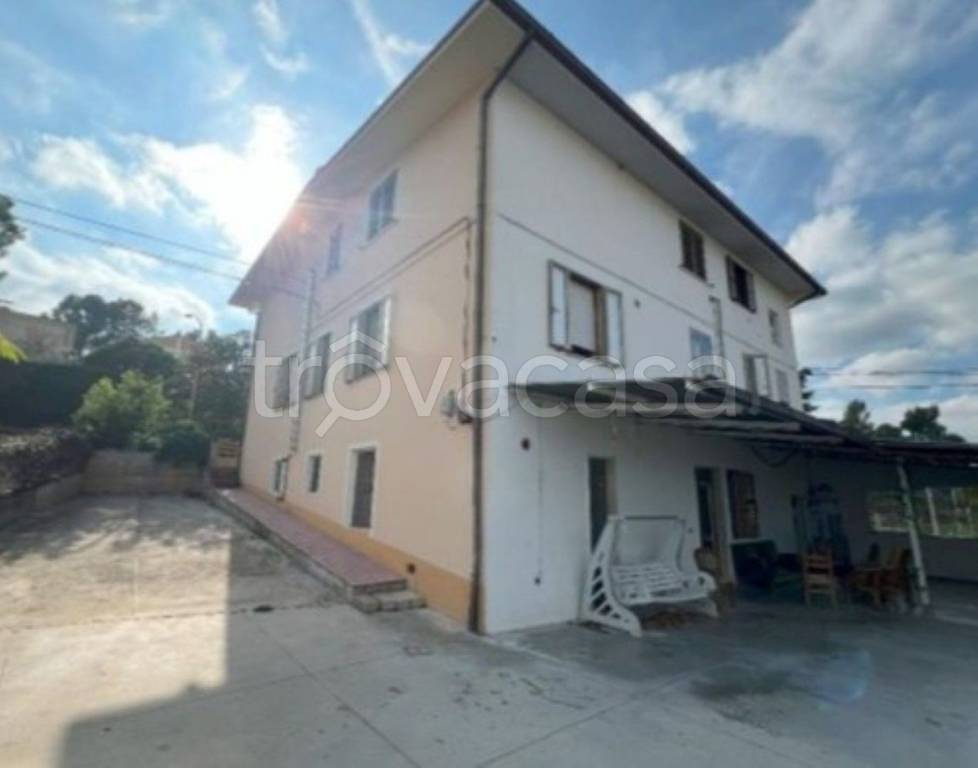 appartamento in vendita ad Alanno