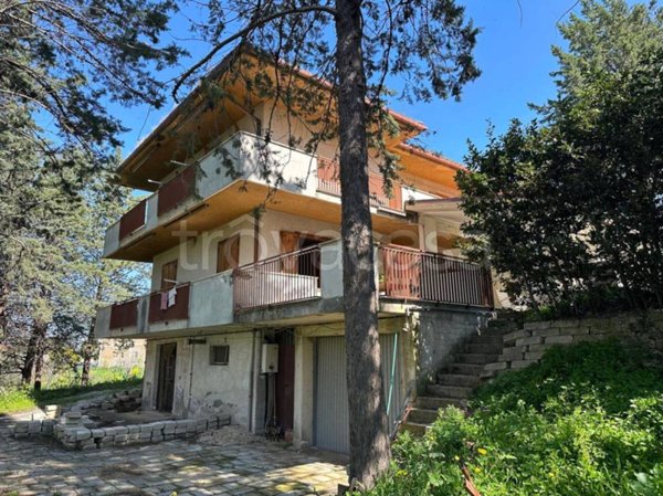 casa indipendente in vendita ad Alanno