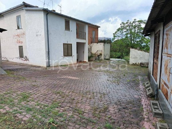 casa indipendente in vendita ad Alanno