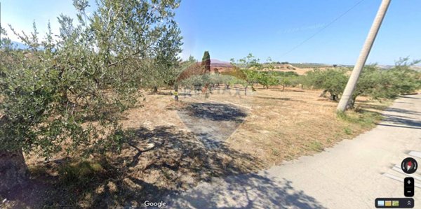 terreno edificabile in vendita ad Alanno