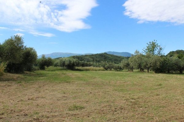 terreno edificabile in vendita ad Alanno