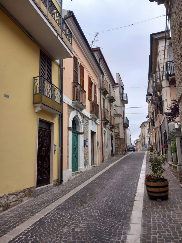 appartamento in vendita ad Alanno