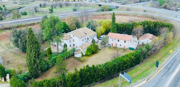 intera palazzina in vendita ad Alanno