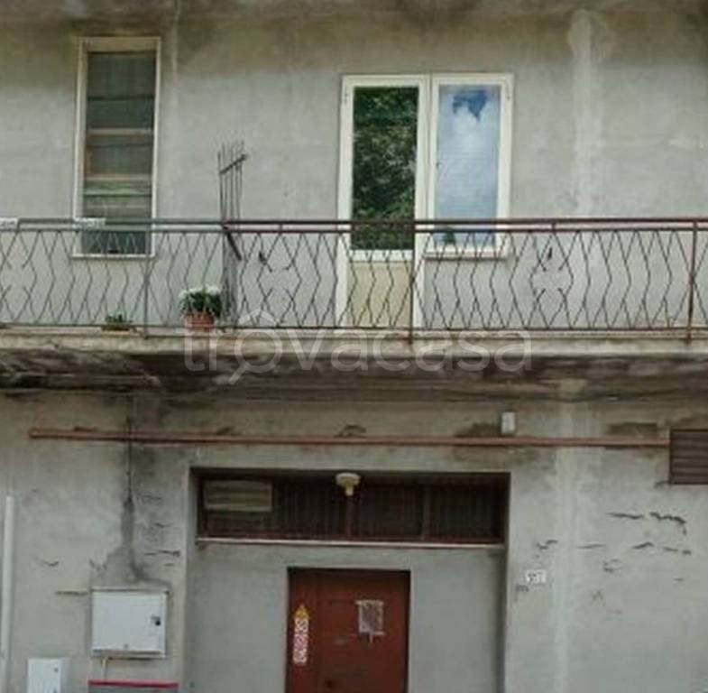 locale commerciale in vendita ad Alanno