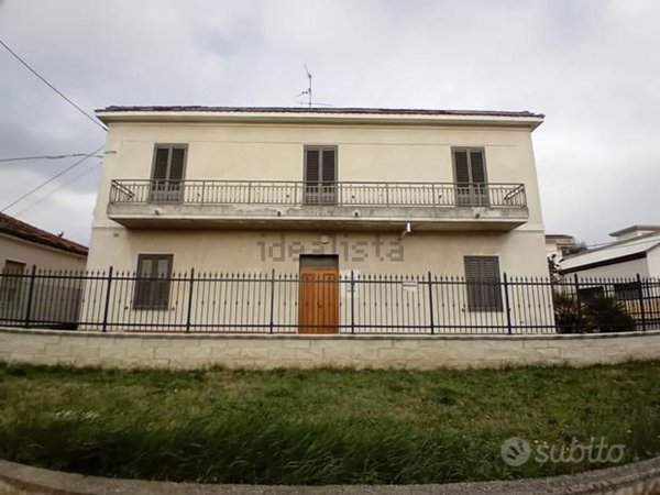 appartamento in vendita ad Alanno