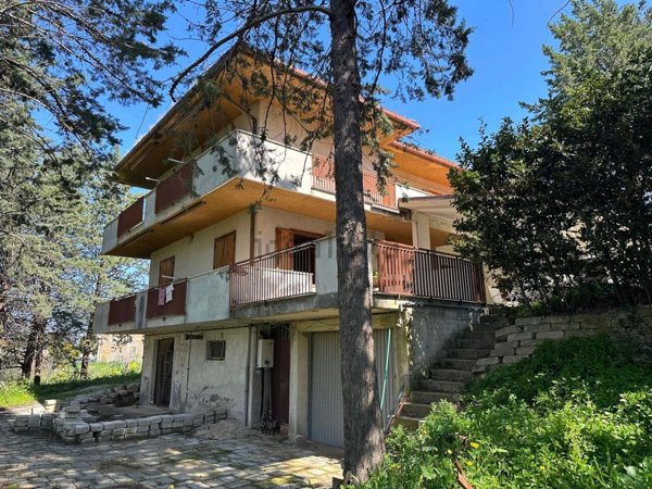 casa indipendente in vendita ad Alanno