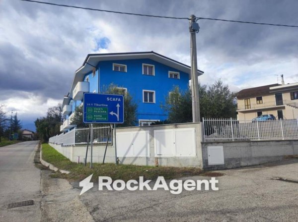 appartamento in vendita ad Alanno in zona Ticchione
