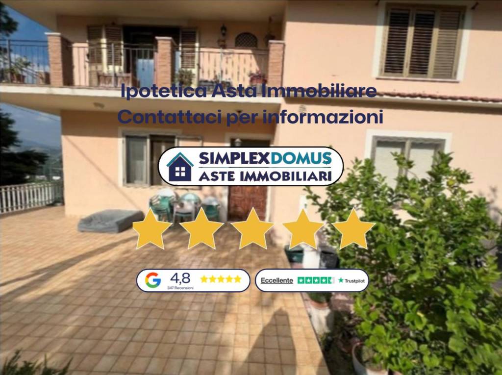 appartamento in vendita ad Alanno in zona Case