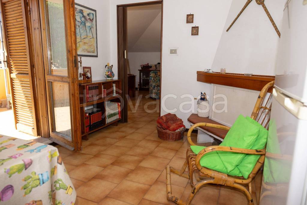 appartamento in vendita a Bolognano in zona Piano d'Orta