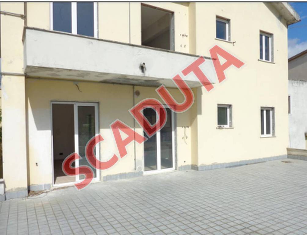 appartamento in vendita a Bolognano in zona Piano d'Orta