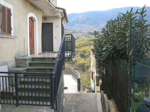 casa indipendente in vendita a Bolognano in zona Musellaro