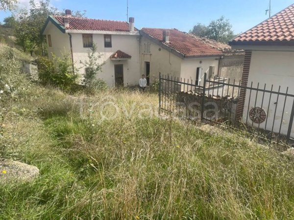 casa indipendente in vendita a Brittoli