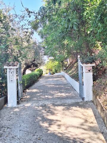 casa indipendente in vendita a Brittoli