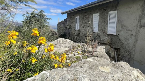 casa indipendente in vendita a Brittoli