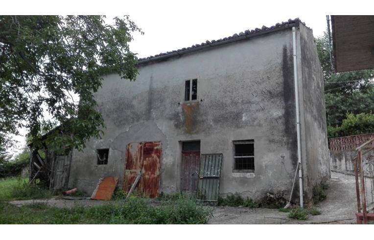 casa indipendente in vendita a Brittoli