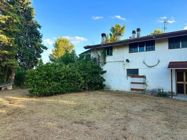 casa indipendente in vendita a Brittoli