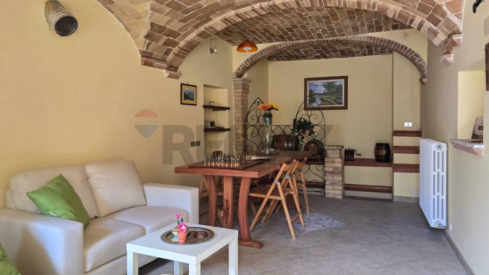 casa indipendente in vendita a Brittoli