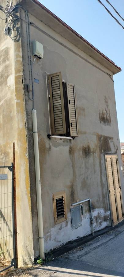 casa indipendente in vendita a Brittoli