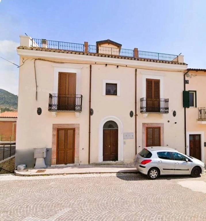 appartamento in vendita a Bussi sul Tirino