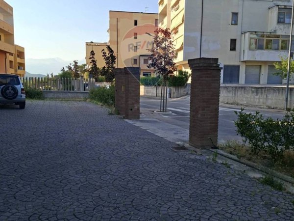 appartamento in vendita a Bussi sul Tirino