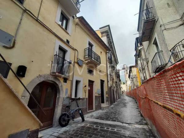appartamento in vendita a Bussi sul Tirino