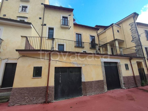 appartamento in vendita a Bussi sul Tirino