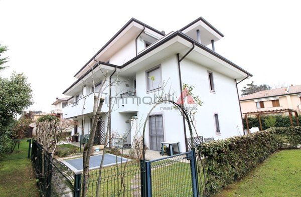 casa indipendente in vendita a Bussi sul Tirino