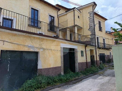 appartamento in vendita a Bussi sul Tirino