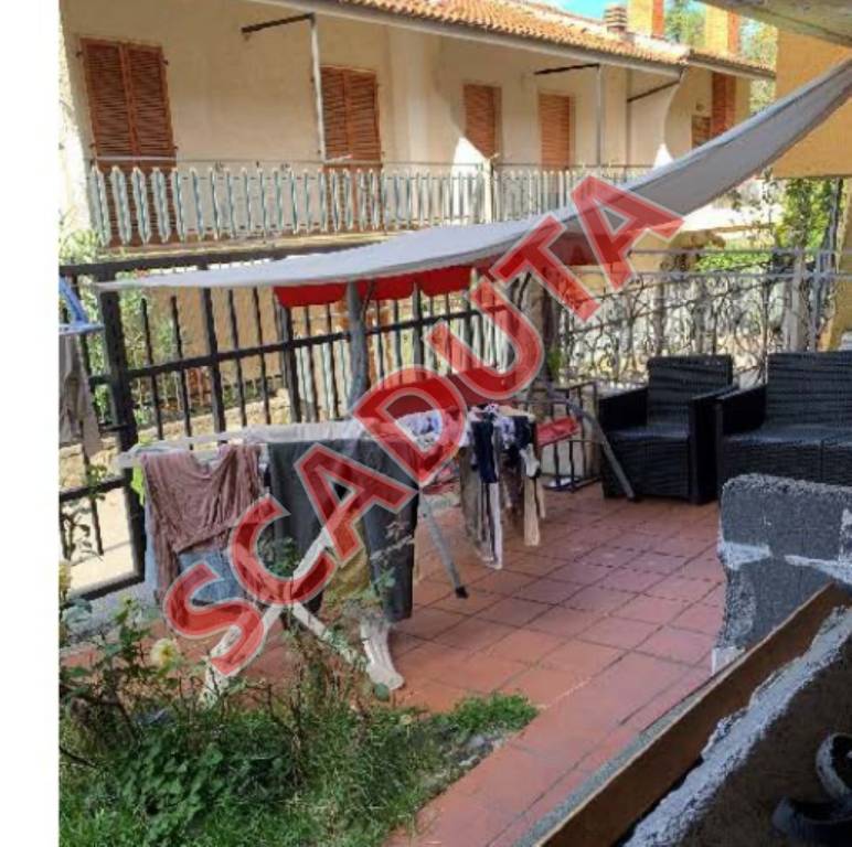 appartamento in vendita a Bussi sul Tirino