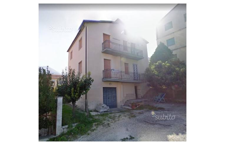 appartamento in vendita a Bussi sul Tirino in zona Bussi Officine