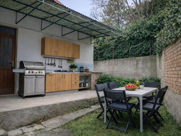 casa indipendente in vendita a Bussi sul Tirino