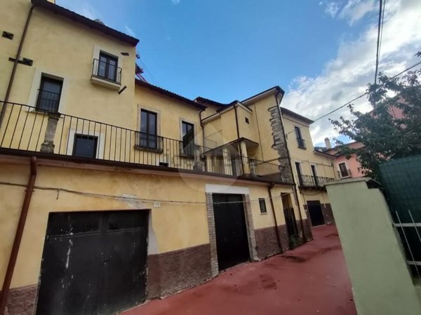 appartamento in vendita a Bussi sul Tirino