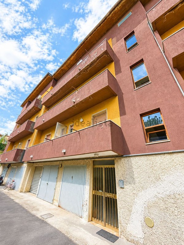 appartamento in vendita a Bussi sul Tirino