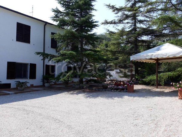 casa indipendente in vendita a Cappelle sul Tavo