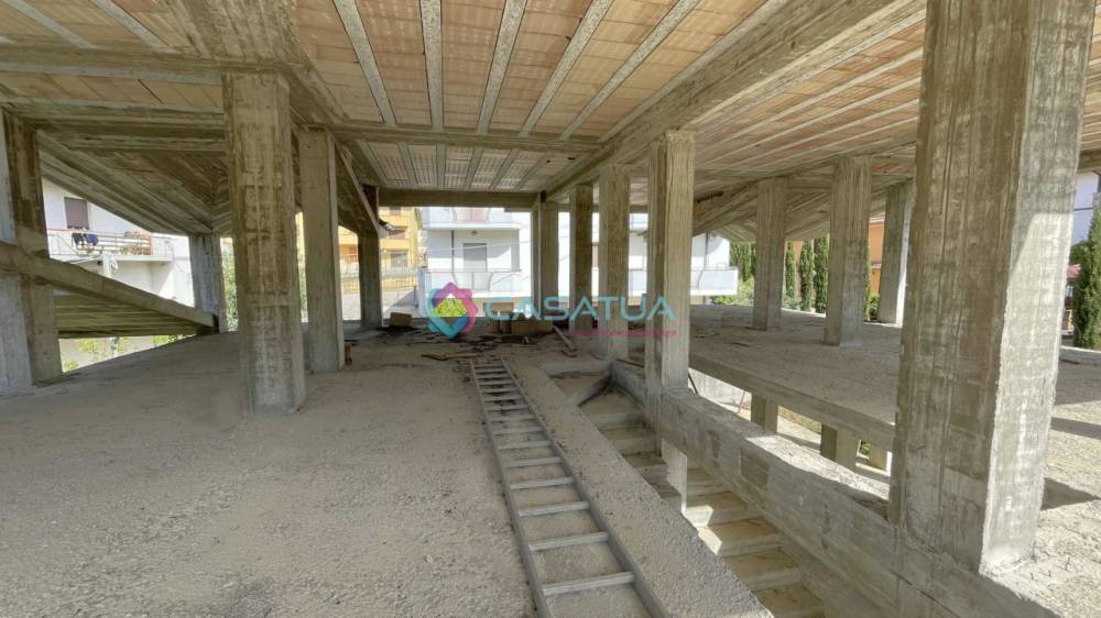 casa indipendente in vendita a Cappelle sul Tavo