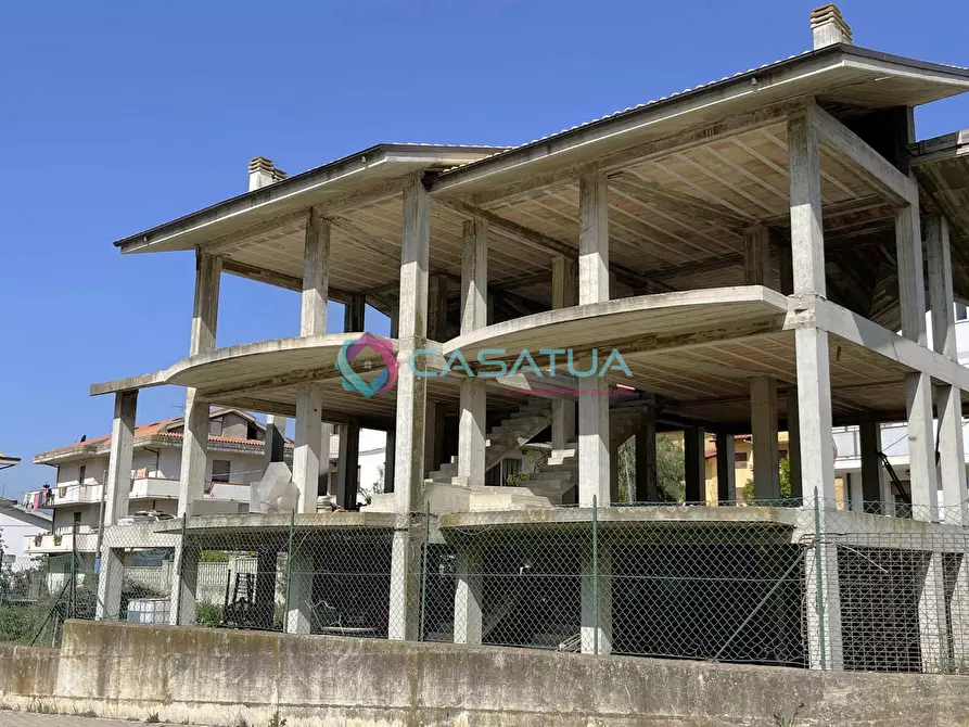 casa indipendente in vendita a Cappelle sul Tavo