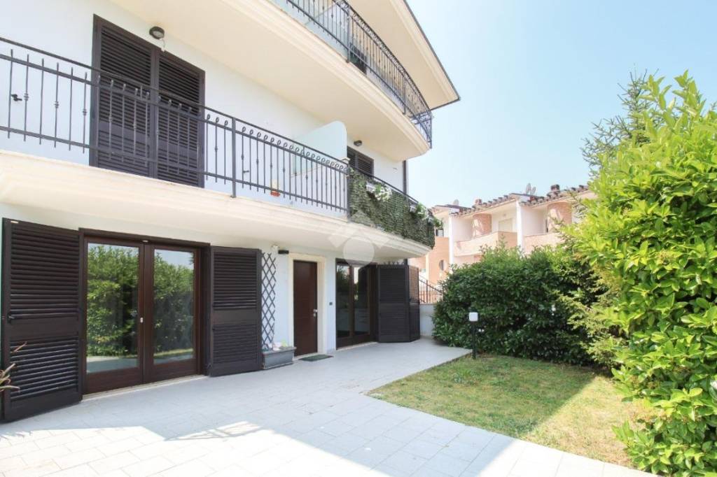 appartamento in vendita a Cappelle sul Tavo