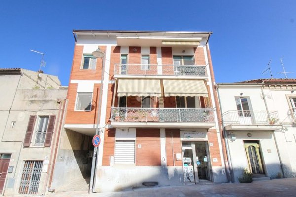 appartamento in vendita a Cappelle sul Tavo