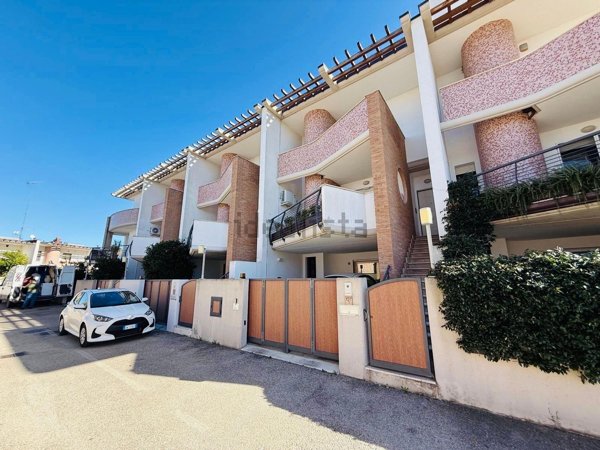 casa indipendente in vendita a Cappelle sul Tavo