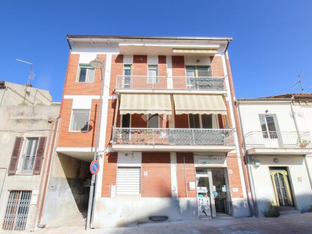 appartamento in vendita a Cappelle sul Tavo