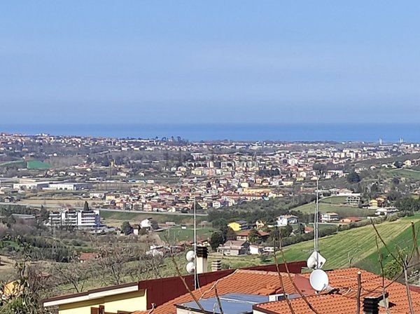 terreno edificabile in vendita a Cappelle sul Tavo
