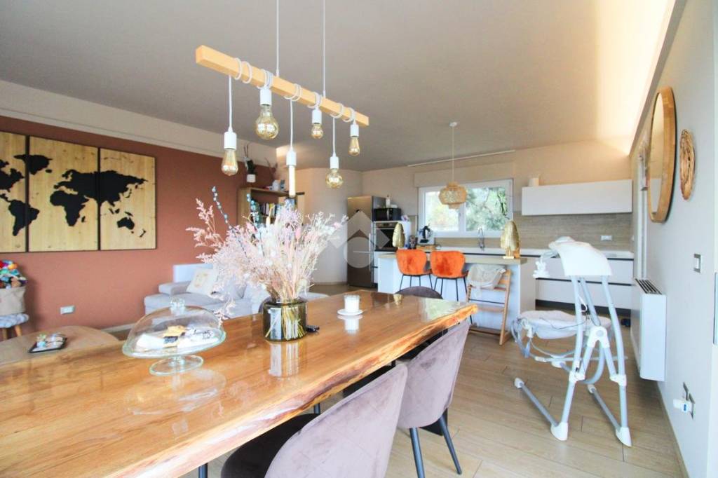 appartamento in vendita a Cappelle sul Tavo