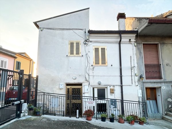 casa indipendente in vendita a Cappelle sul Tavo