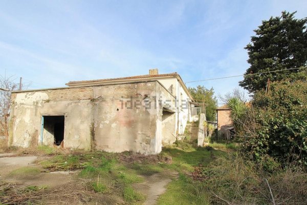 appartamento in vendita a Cappelle sul Tavo