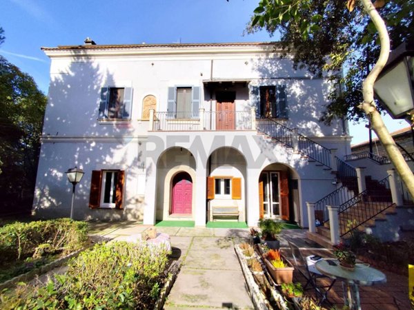 casa indipendente in vendita a Cappelle sul Tavo