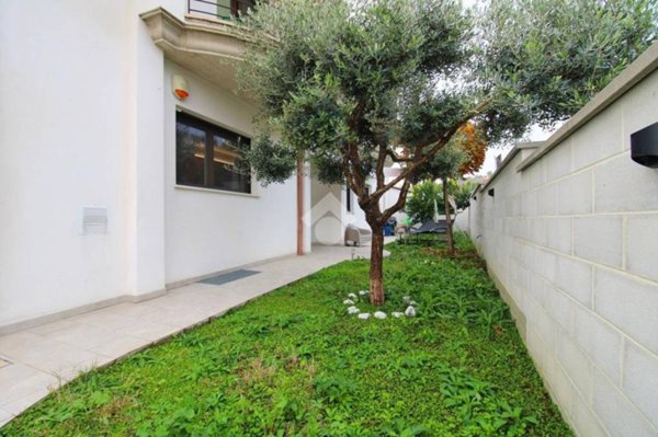 appartamento in vendita a Cappelle sul Tavo