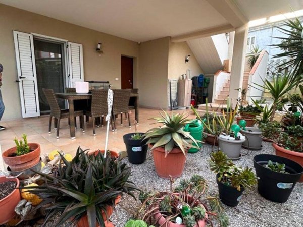casa indipendente in vendita a Cappelle sul Tavo